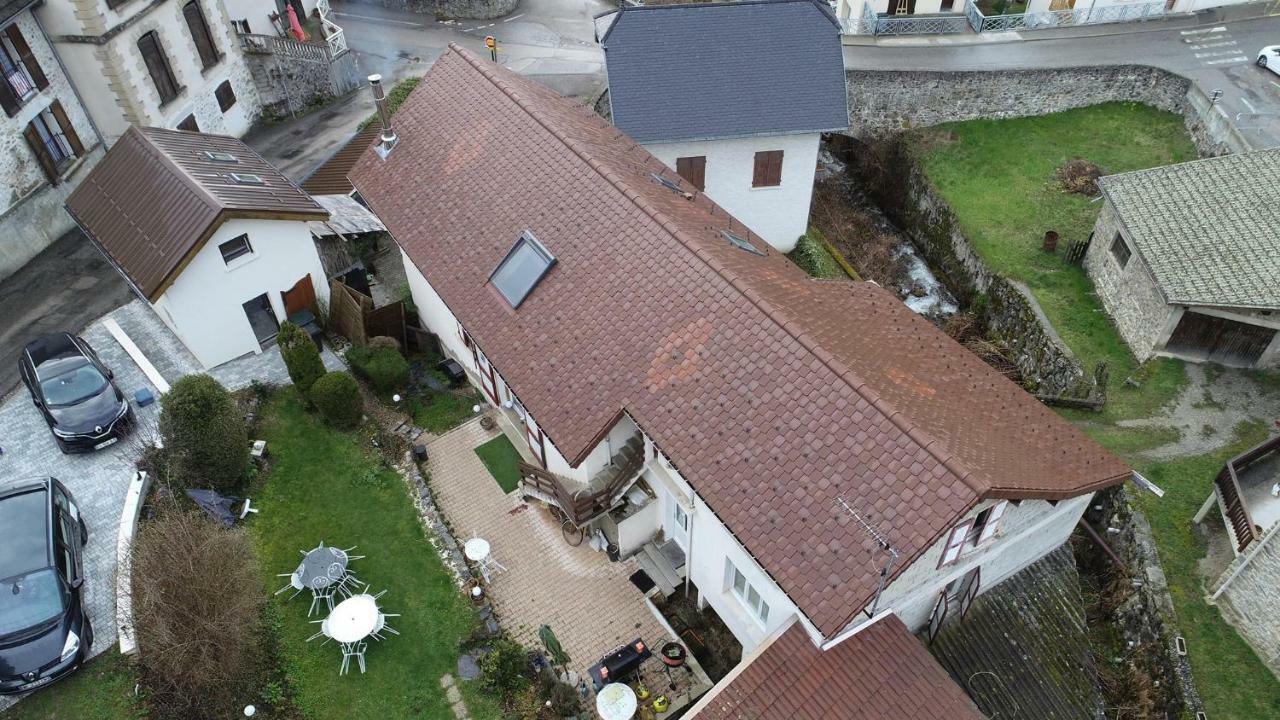 Gite Redrooster Home - 160M2, 4 Ch, 2 Sdb, Fibre, Parking, Sauna, Bain A Remous Theys Екстер'єр фото